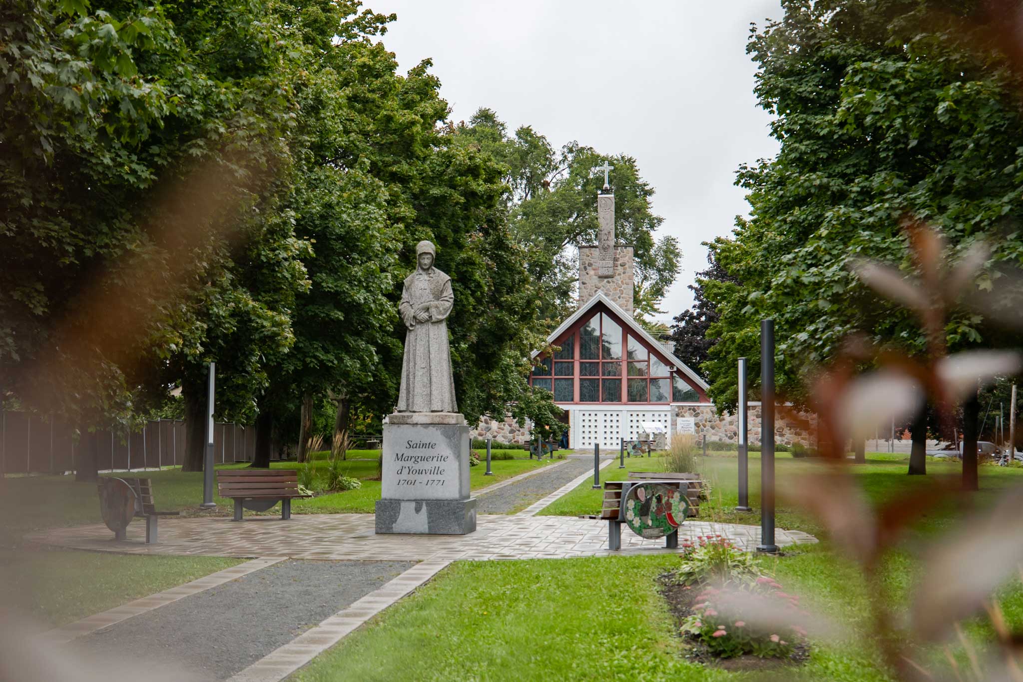 Extérieur du Sanctuaire Sainte-Marguerite-d'Youville.