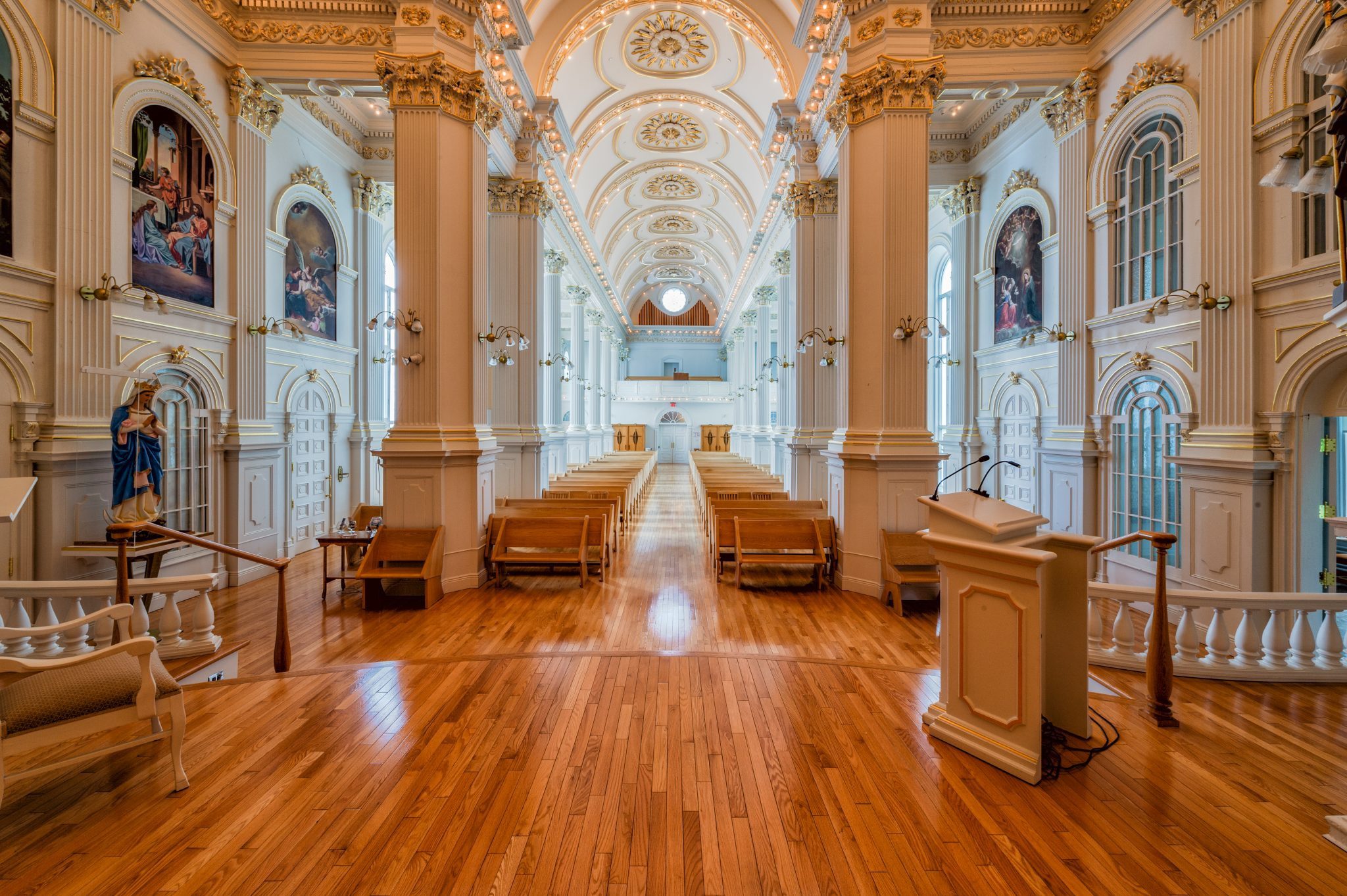 Intérieur orné de Maison Mère Baie-Saint-Paul